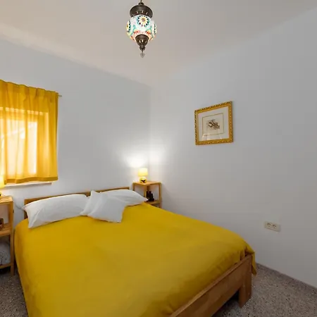 Happy - Dream On The Apartment *